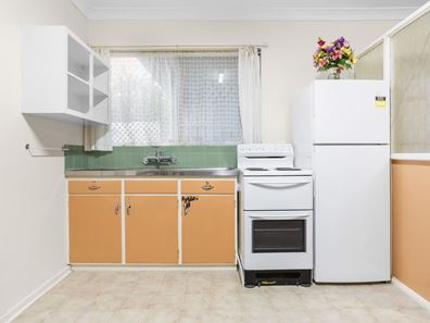 4B Sussex Street, Spearwood WA 6163
