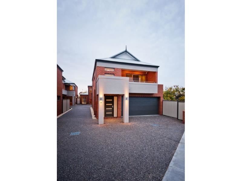 4/21 Templeman Place, Midland WA 6056