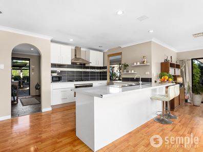 4 Indigo Place, South Lake WA 6164