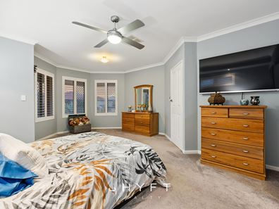 6 Caen Way, Mindarie WA 6030
