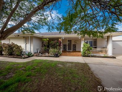 1 Glendinning Road, Tarcoola Beach WA 6530
