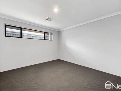 10 Perrone Avenue, Byford WA 6122