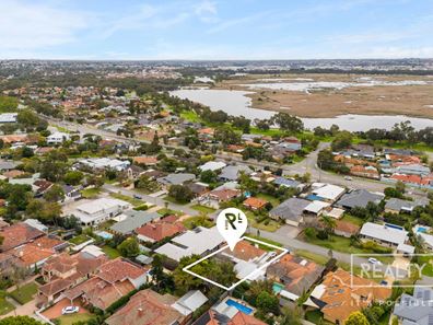 7 North Banff Road, Floreat WA 6014