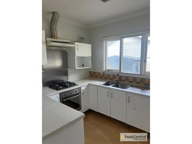 33 Stead Street, Maddington WA 6109