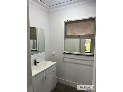 33 Stead Street, Maddington WA 6109