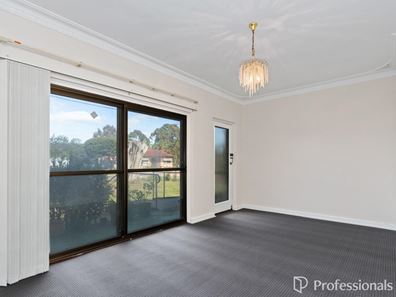 5 Bernice Way, Thornlie WA 6108