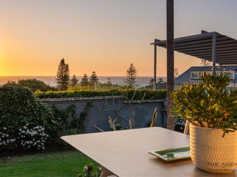 30 Deane Street, Cottesloe