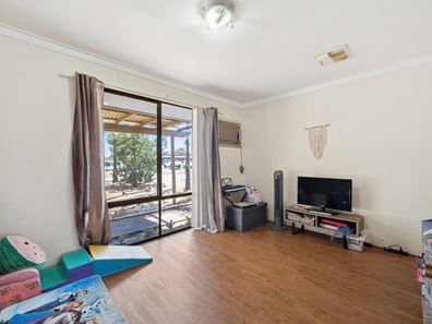 59 Ashburton Drive, Gosnells WA 6110