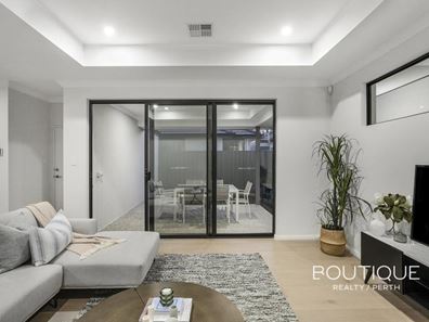 5/100 Montgomery Avenue, Mount Claremont WA 6010