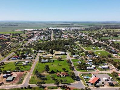 12  Field Street , Mingenew WA 6522