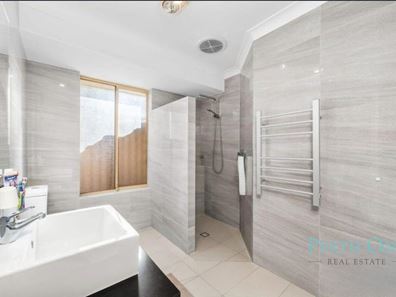 26 Pegley Drive, Parkwood WA 6147