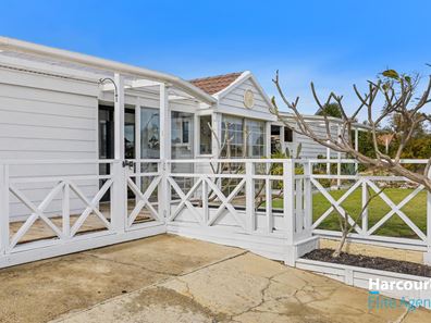 9 Moreton Crescent, Warnbro WA 6169