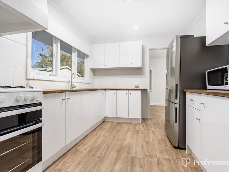 23 Abelia Street, Rangeway WA 6530