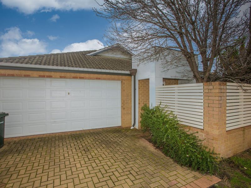 1/17 Third Avenue, Kelmscott WA 6111