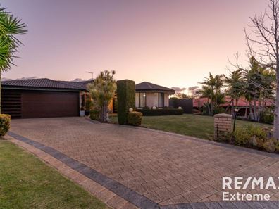 10 Rosneath Terrace, Kinross WA 6028