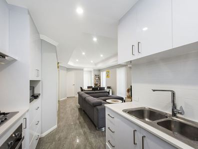 43 Holmes Street, Southern River WA 6110