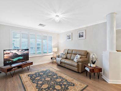 2 Charlotte View, Coogee WA 6166