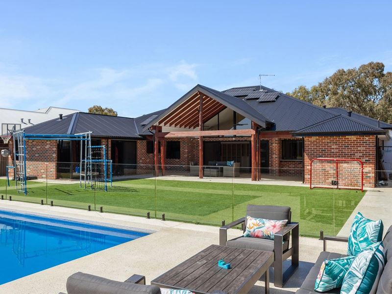 75 Orange Avenue, Upper Swan WA 6069