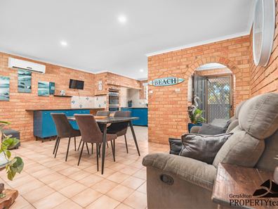 17 Mellows Place, Rangeway WA 6530