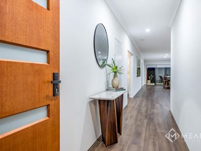 44 Crusader Road, Banksia Grove WA 6031