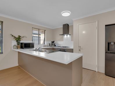 24 Linaker Street, Baldivis WA 6171