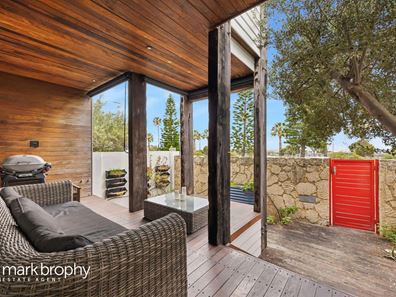 158 Marine Terrace, South Fremantle WA 6162