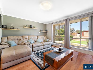 41 Guinivere Way, Camillo WA 6111