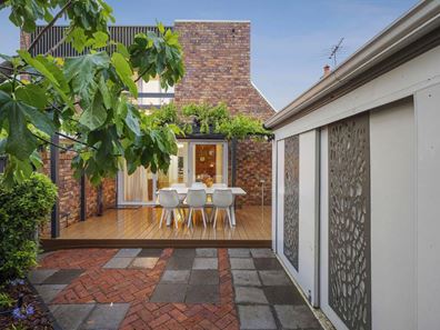 23 Cross Street, Shenton Park WA 6008