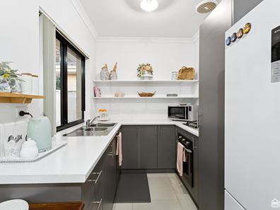 14A Locksley Avenue, Armadale WA 6112