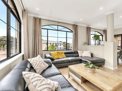 2A St Pauls Crescent, Joondalup WA 6027