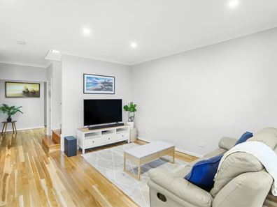 13/151 Grindleford Drive, Stirling WA 6021