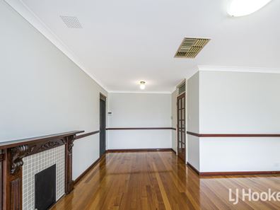 7 Jomar Court, Gosnells WA 6110
