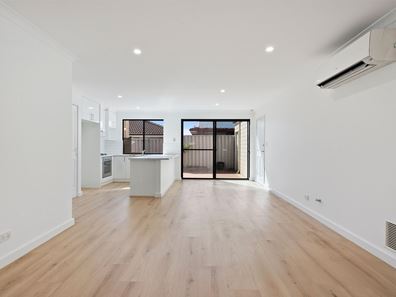 15b Montrose Way, Nollamara WA 6061