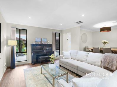 26 Tifera Circle, Kallaroo WA 6025
