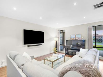 26 Tifera Circle, Kallaroo WA 6025