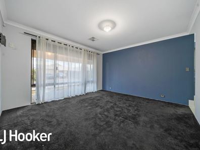 12 Luminous Crescent, Eglinton WA 6034