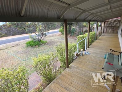 5 Collins Street, Jerramungup WA 6337