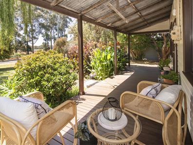 18 Shervington Avenue, Witchcliffe WA 6286
