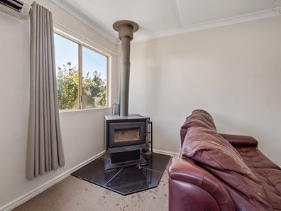 51A Davis Street, Boulder WA 6432
