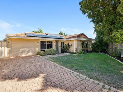 32 Petrel Close, Seville Grove WA 6112