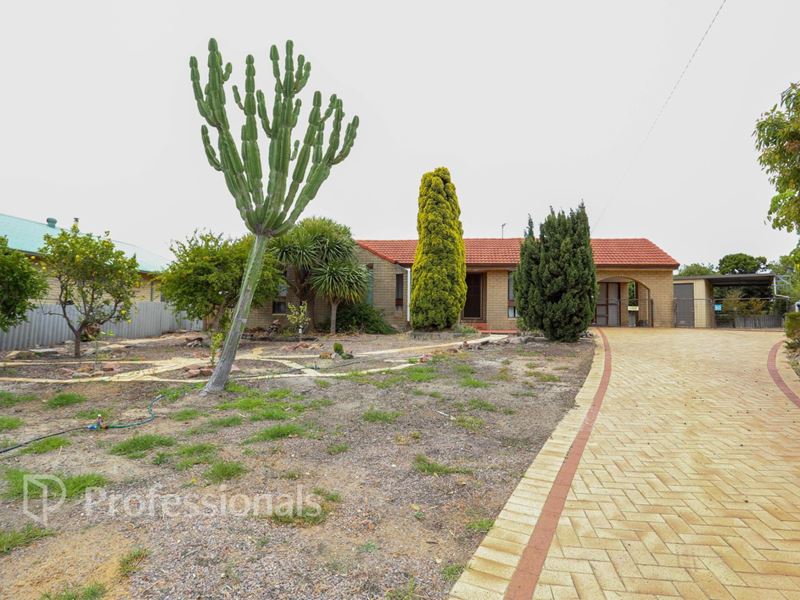 10 Walnut Grove, Castletown