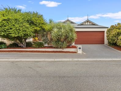 4 Fairland Loop, Madeley WA 6065