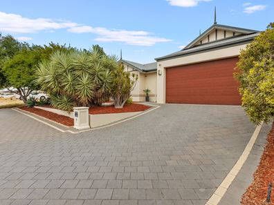 4 Fairland Loop, Madeley WA 6065