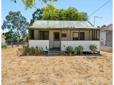67 Kanowna Avenue East, Redcliffe WA 6104
