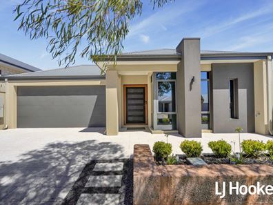 18 Saltbush Street, Wandi WA 6167