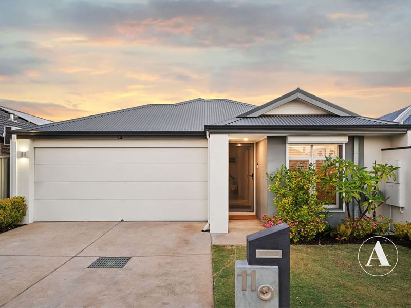 11 Macadamia Loop, Piara Waters WA 6112