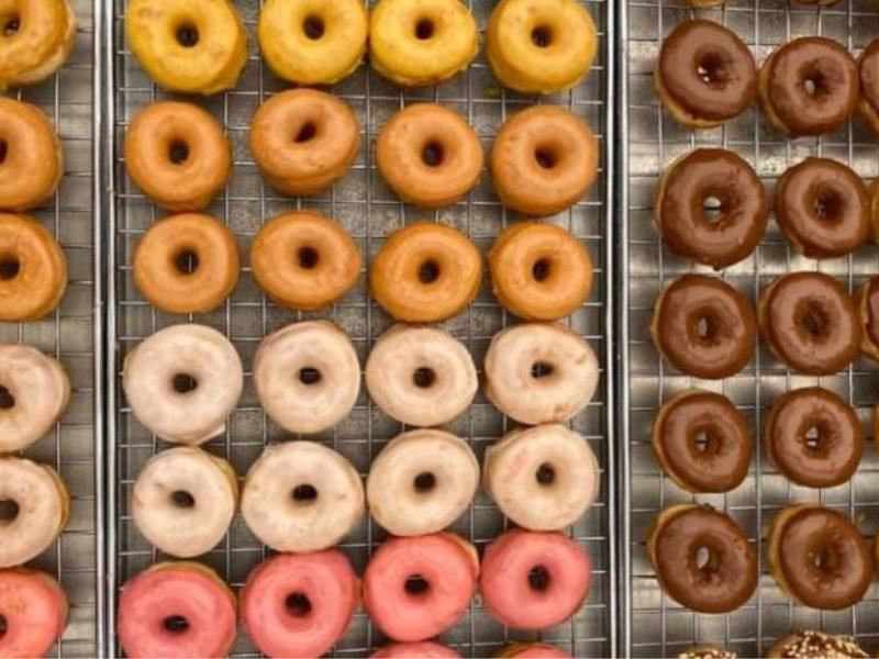 Food/Hospitality - Profitable donut business fully under management
