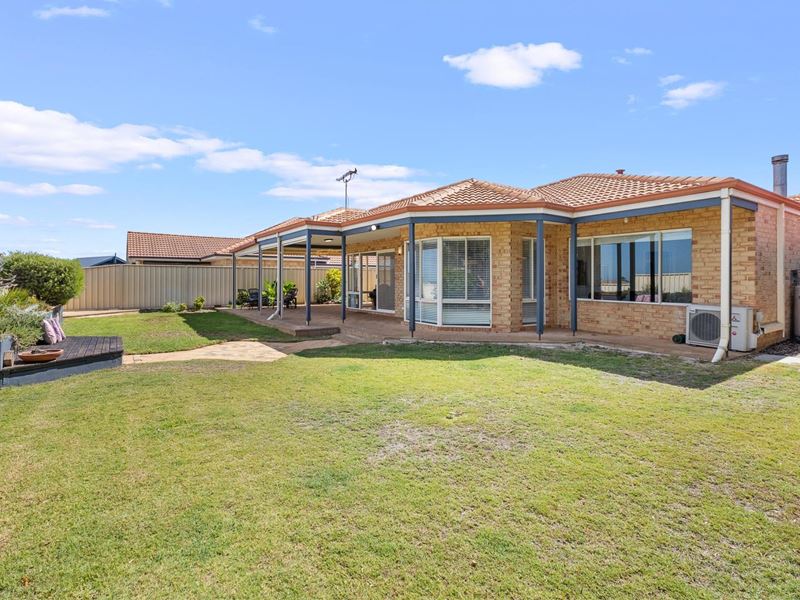4 Dottyback Bend, Yanchep