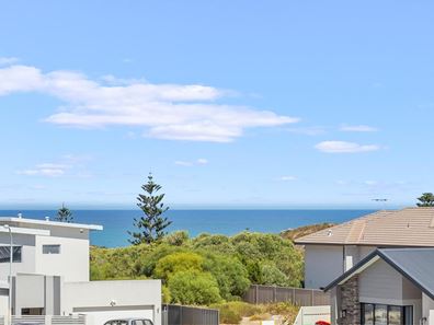 4 Dottyback Bend, Yanchep WA 6035