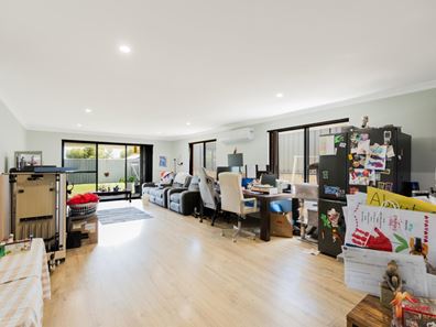 30 Harrogate Road, Wellard WA 6170
